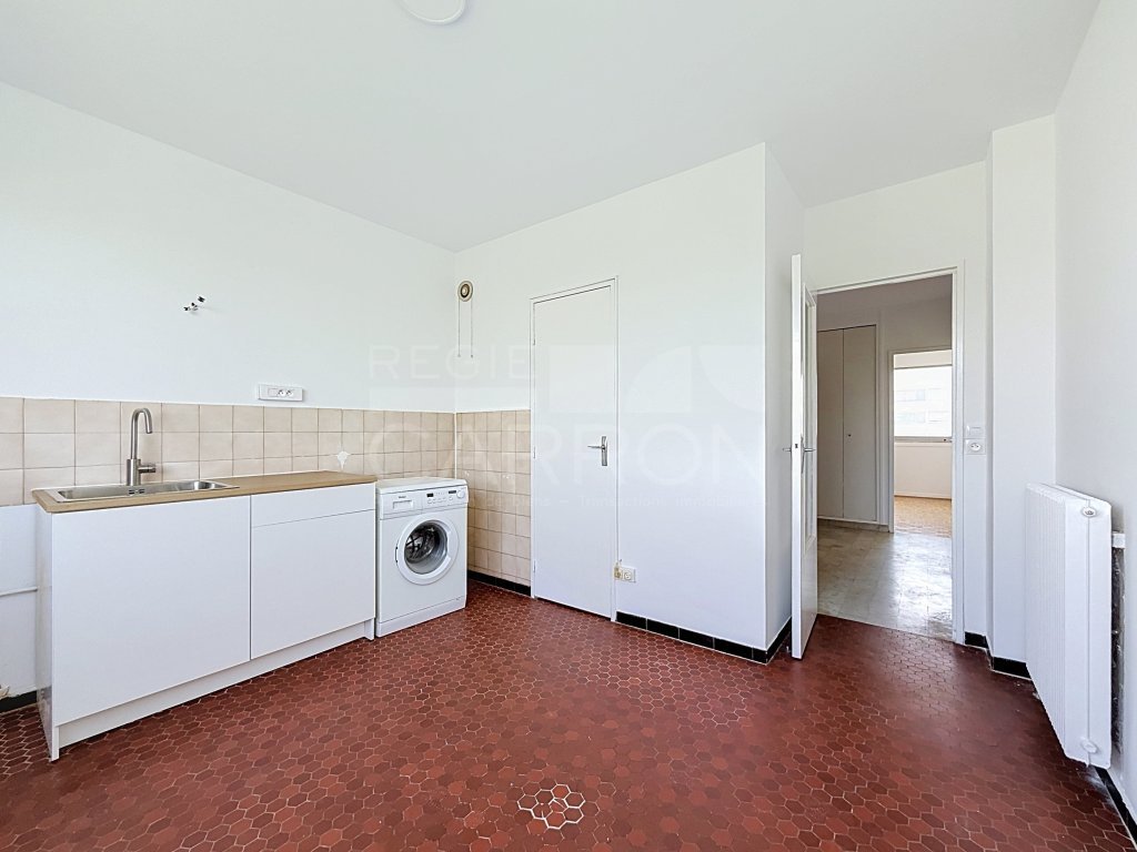 APPARTEMENT T2 A LOUER - LYON 5EME ARRONDISSEMENT - 52.18 m2 - 870 &euro; charges comprises par mois