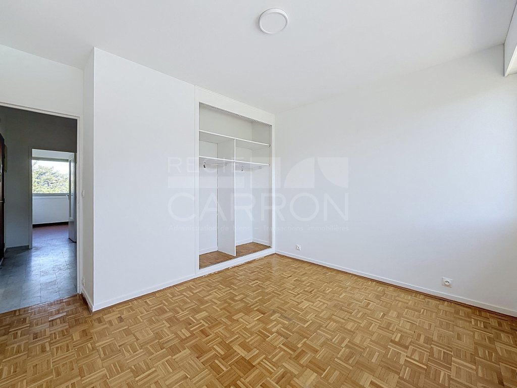 APPARTEMENT T2 A LOUER - LYON 5EME ARRONDISSEMENT - 52.18 m2 - 870 &euro; charges comprises par mois