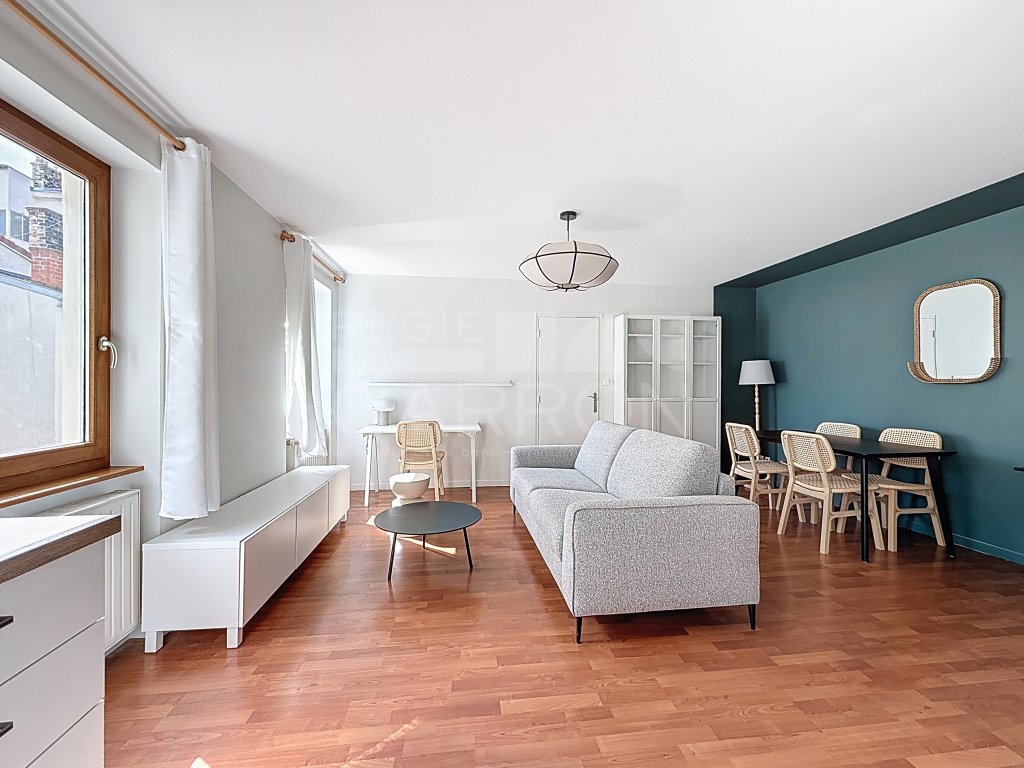 APPARTEMENT T2 A LOUER - LYON 6EME ARRONDISSEMENT - 49.35 m2 - 1140€ charges comprises par mois