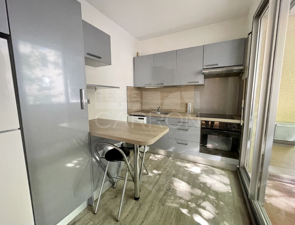 APPARTEMENT T2 A LOUER - LYON 6EME ARRONDISSEMENT - 44.4 m2 - 961 &euro; charges comprises par mois