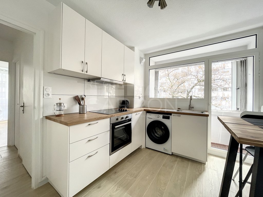 APPARTEMENT T2 A LOUER - LYON 6EME ARRONDISSEMENT - 51.05 m2 - 1 249 &euro; charges comprises par mois