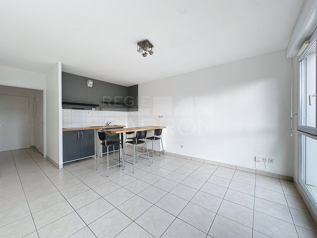 APPARTEMENT T2 A LOUER - LYON 8EME ARRONDISSEMENT - 37.85 m2 - 724�&euro; charges comprises par mois