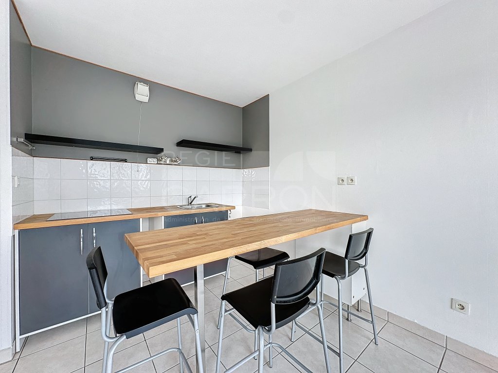 APPARTEMENT T2 A LOUER - LYON 8EME ARRONDISSEMENT - 37.85 m2 - 724�&euro; charges comprises par mois