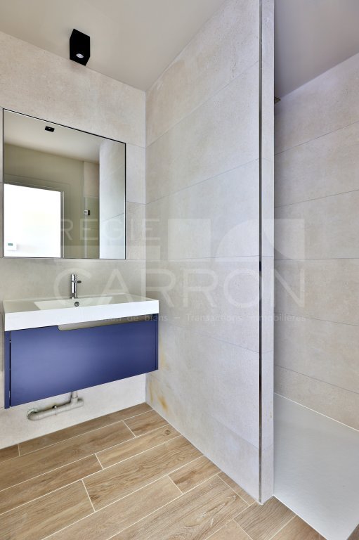 APPARTEMENT T2 A LOUER - ST CYR AU MONT D OR - 1 095 &euro; charges comprises par mois