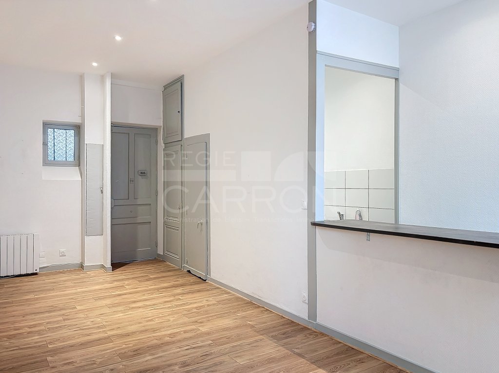 APPARTEMENT T2 A LOUER - VILLEURBANNE - 41.13 m2 - 654€ charges comprises par mois