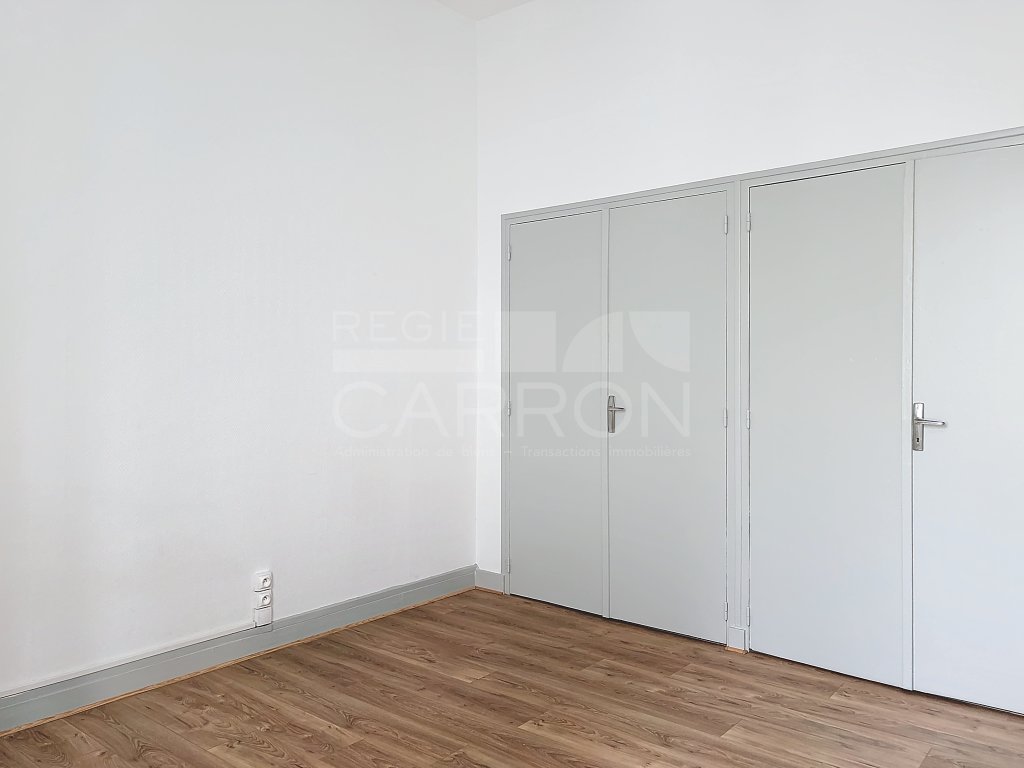 APPARTEMENT T2 A LOUER - VILLEURBANNE - 41.13 m2 - 689�&euro; charges comprises par mois