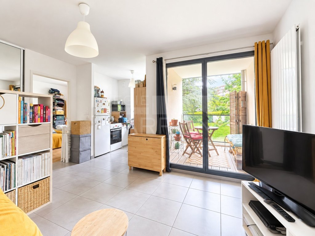 APPARTEMENT T2 A VENDRE - CALUIRE ET CUIRE - 37 m2 - 192 500 &euro;