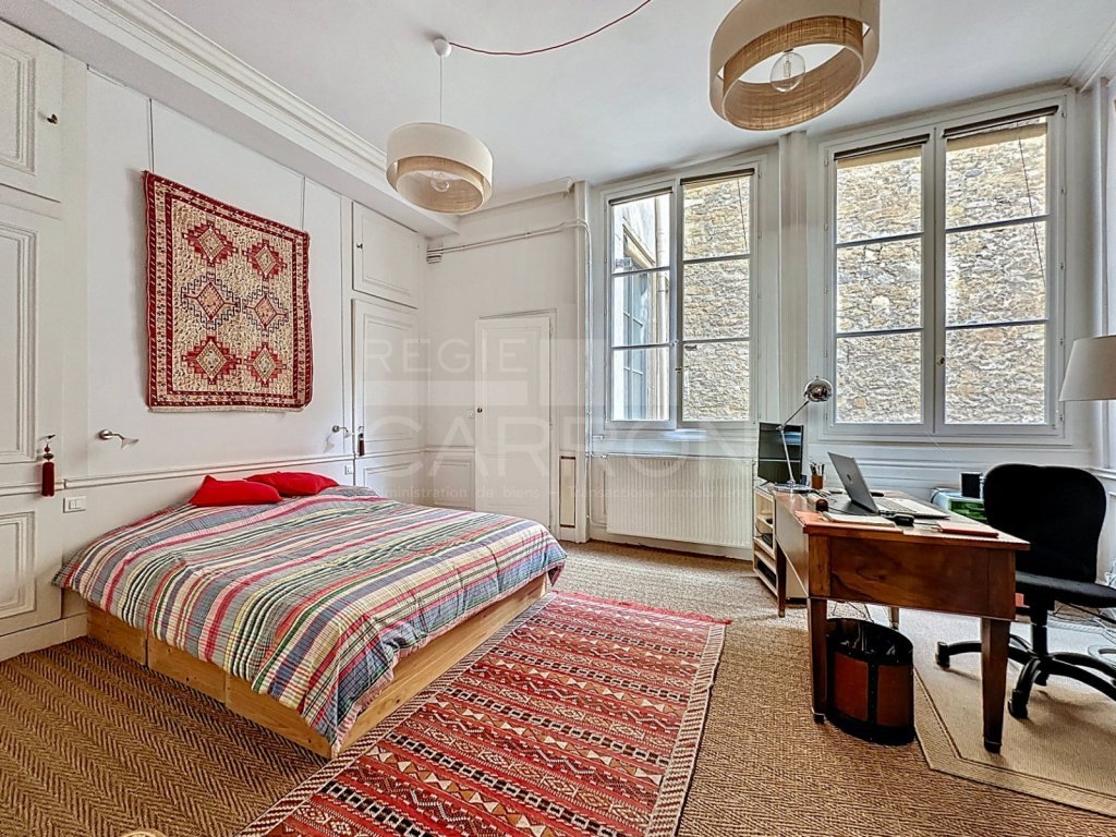 APPARTEMENT T2 A VENDRE - LYON 1ER ARRONDISSEMENT - 72.09 m2 - 370 000 &euro;