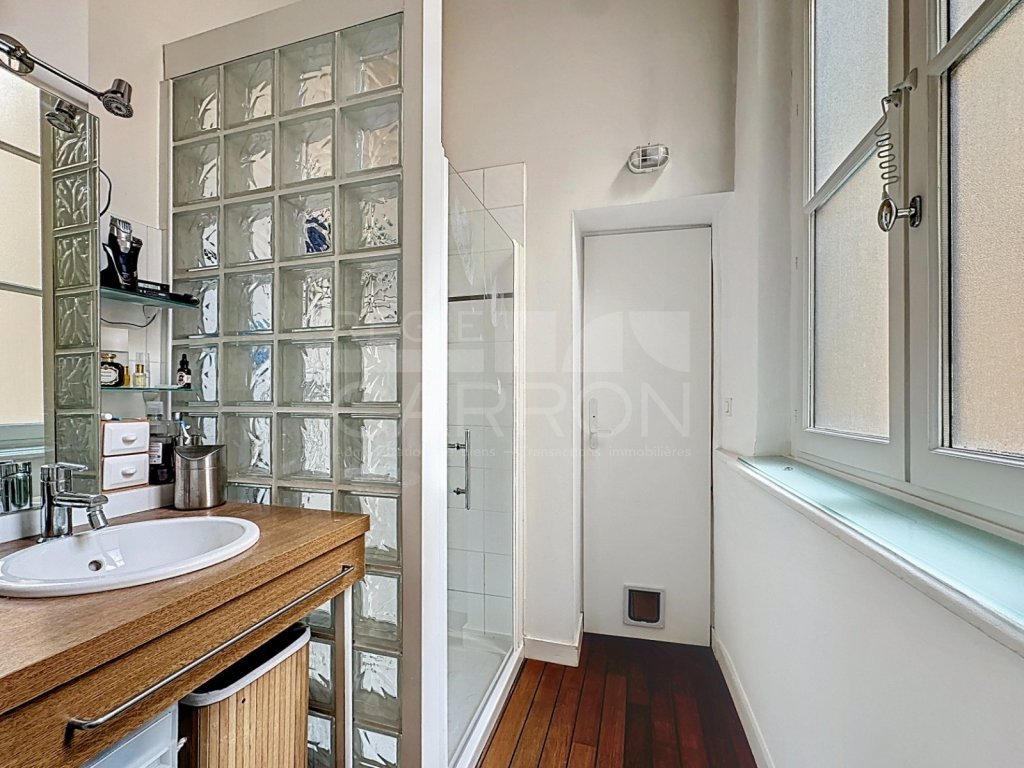 APPARTEMENT T2 A VENDRE - LYON 1ER ARRONDISSEMENT - 72.09 m2 - 370 000 &euro;