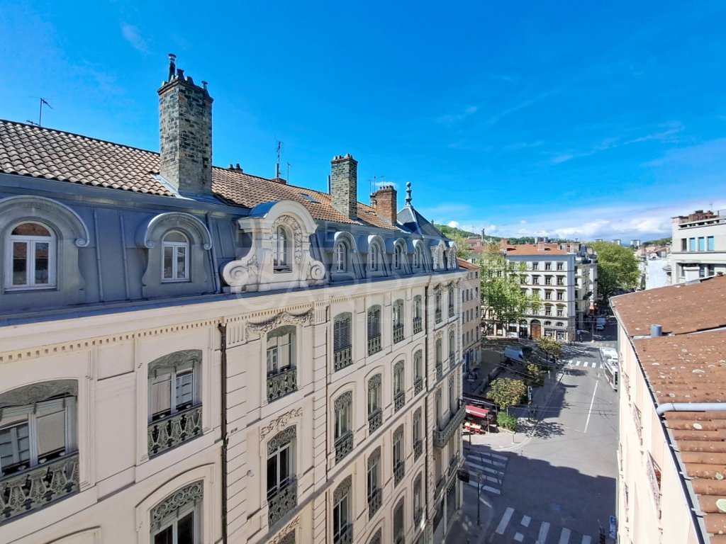 APPARTEMENT T2 A VENDRE - LYON 1ER ARRONDISSEMENT - 54 m2 - 299 000 &euro;