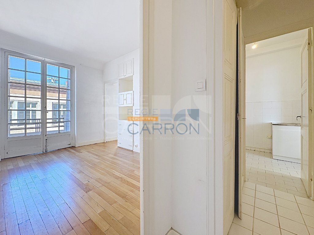 APPARTEMENT T2 A VENDRE - LYON 2EME ARRONDISSEMENT - 39 m2 - 295000€