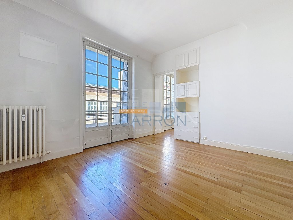 APPARTEMENT T2 A VENDRE - LYON 2EME ARRONDISSEMENT - 39 m2 - 295000€