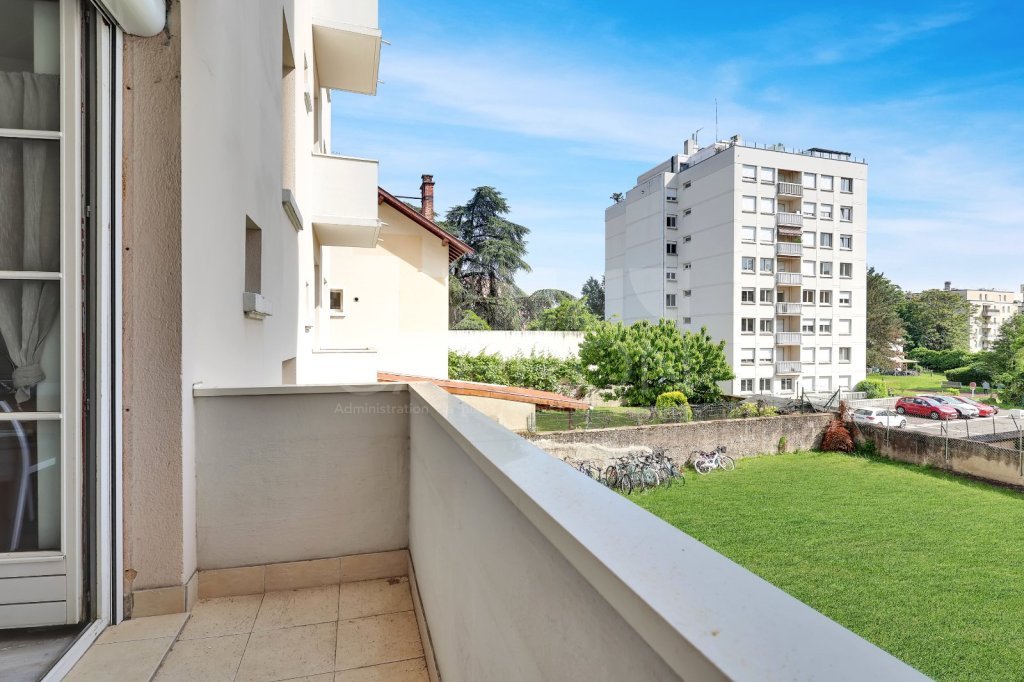 Appartement 2 pièces avec balcons  - 1 chambre A VENDRE - LYON 3EME ARRONDISSEMENT - 48 m2 - 230 000 &euro;
