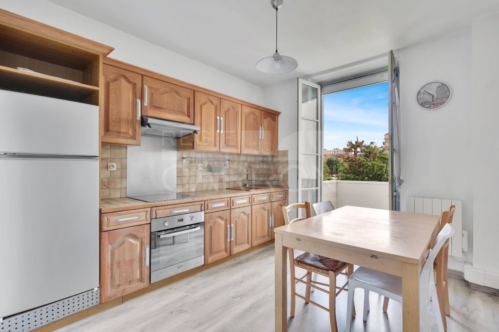 Appartement 2 pièces avec balcons  - 1 chambre A VENDRE - LYON 3EME ARRONDISSEMENT - 48 m2 - 230 000 &euro;