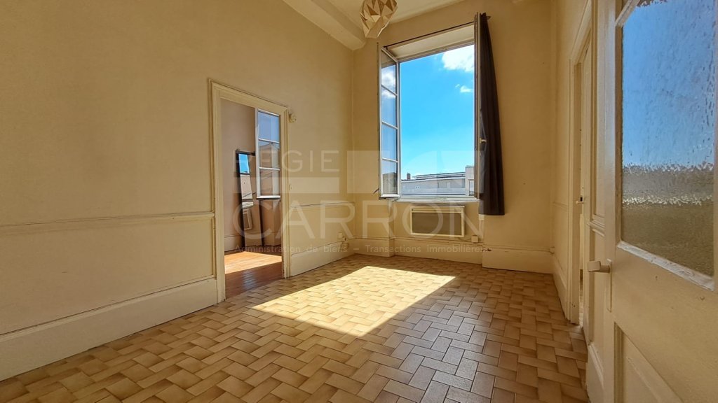 APPARTEMENT T2 A VENDRE - LYON 4EME ARRONDISSEMENT - 43 m2 - 219 000 &euro;