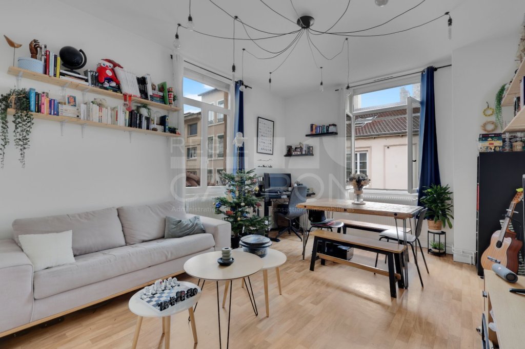 Appartement 2 pices - 1 chambre A VENDRE - LYON 6EME ARRONDISSEMENT 108 RUE BOSSUET, 69006 LYON - 51.31 m2 - 297000€