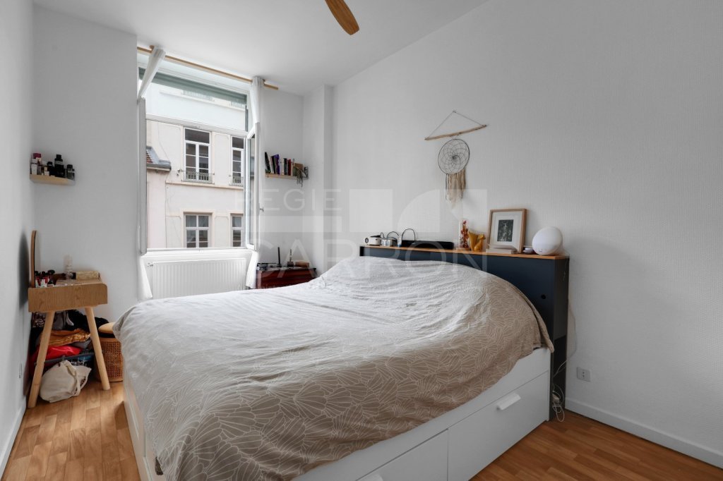 Appartement 2 pices - 1 chambre A VENDRE - LYON 6EME ARRONDISSEMENT 108 RUE BOSSUET, 69006 LYON - 51.31 m2 - 297000€