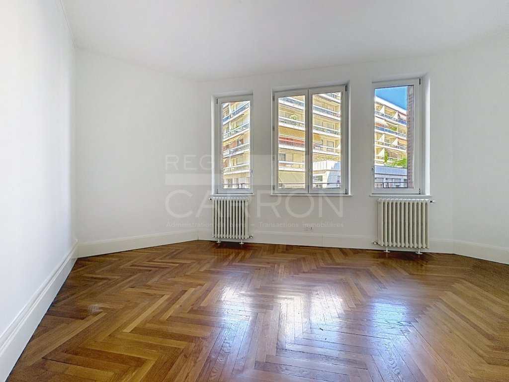 APPARTEMENT T2 A VENDRE - LYON 6EME ARRONDISSEMENT - 54 m2 - 230 000 &euro;