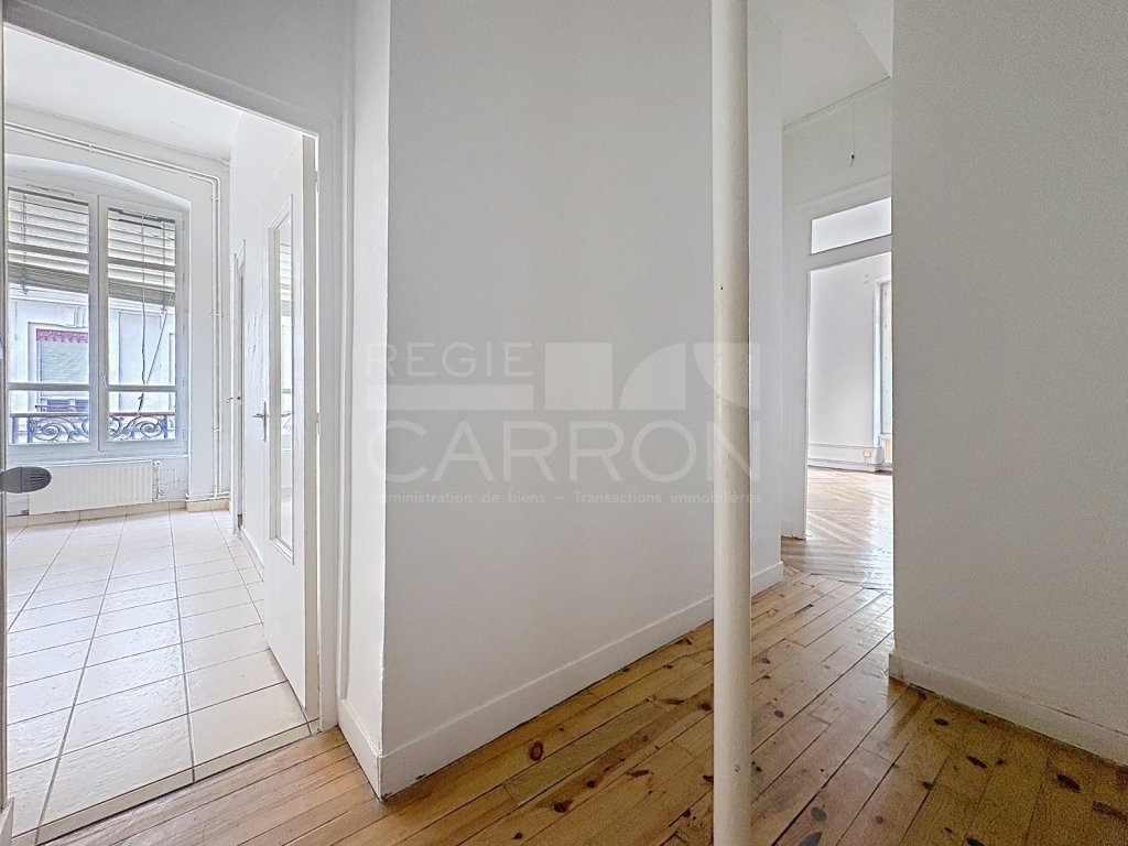 APPARTEMENT T2 A VENDRE - LYON 7EME ARRONDISSEMENT - 66 m2 - 295 000 &euro;