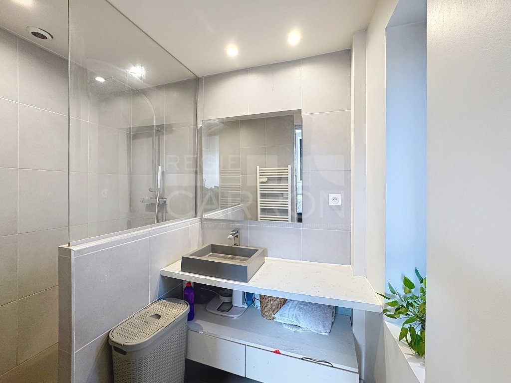 APPARTEMENT T2 A VENDRE - ST CYR AU MONT D OR - 61 m2 - 288000€