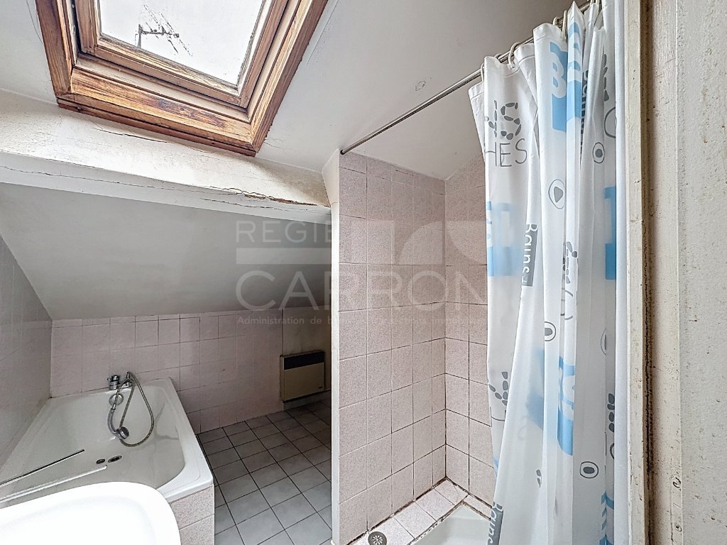 APPARTEMENT T2 bis A VENDRE - VILLEURBANNE - 45.18 m2 - 115000€