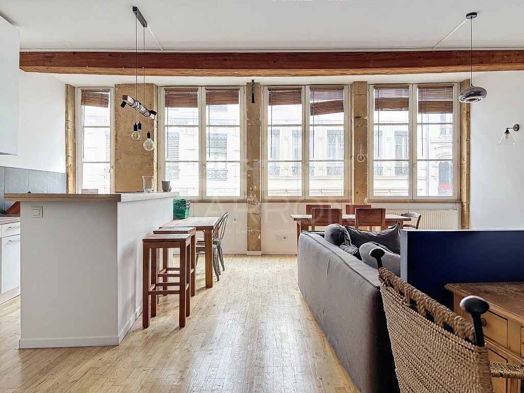 APPARTEMENT T3 A LOUER - LYON 2EME ARRONDISSEMENT - 81.94 m2 - 1450€ charges comprises par mois