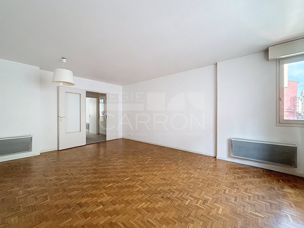 APPARTEMENT T3 A LOUER - LYON 2EME ARRONDISSEMENT - 70.5 m2 - 1309€ charges comprises par mois