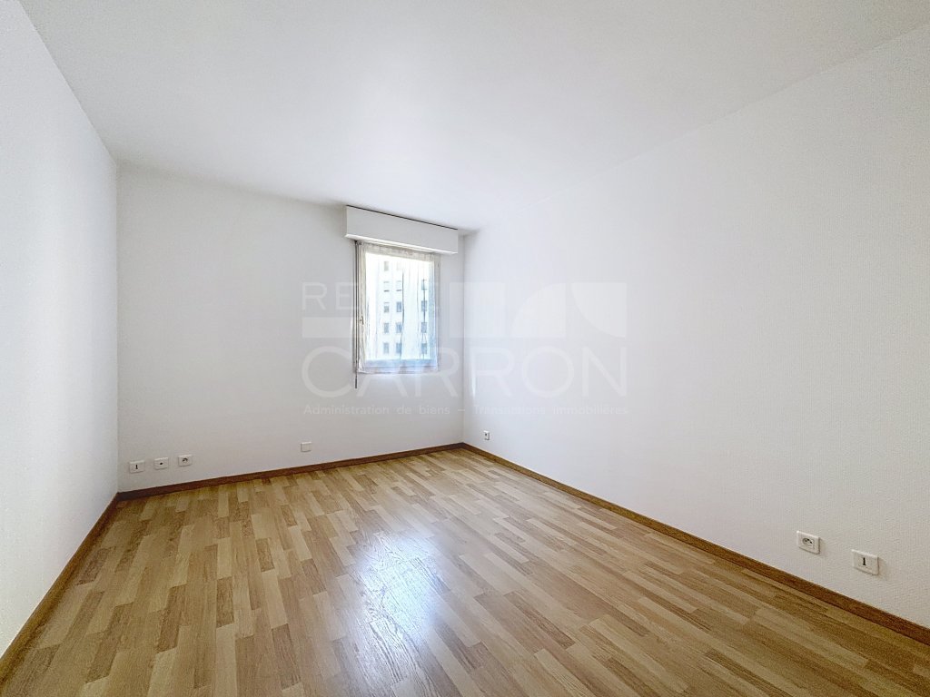 APPARTEMENT T3 A LOUER - LYON 2EME ARRONDISSEMENT - 70.5 m2 - 1309€ charges comprises par mois