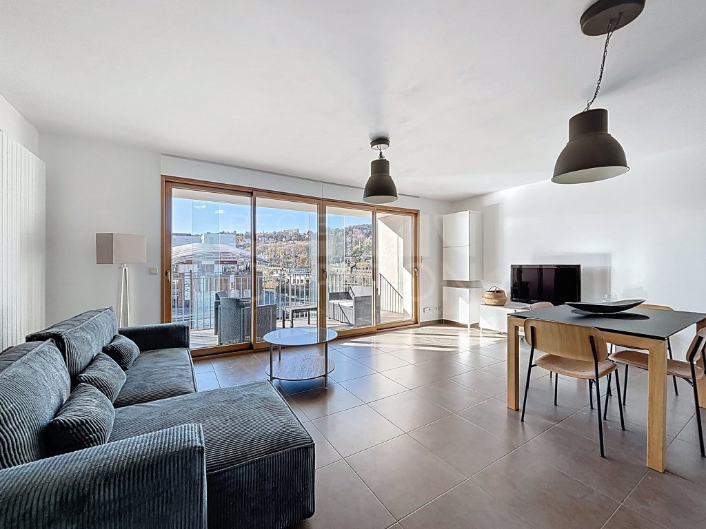 APPARTEMENT T3 A LOUER - LYON 2EME ARRONDISSEMENT - 64.92 m2 - 1750€ charges comprises par mois
