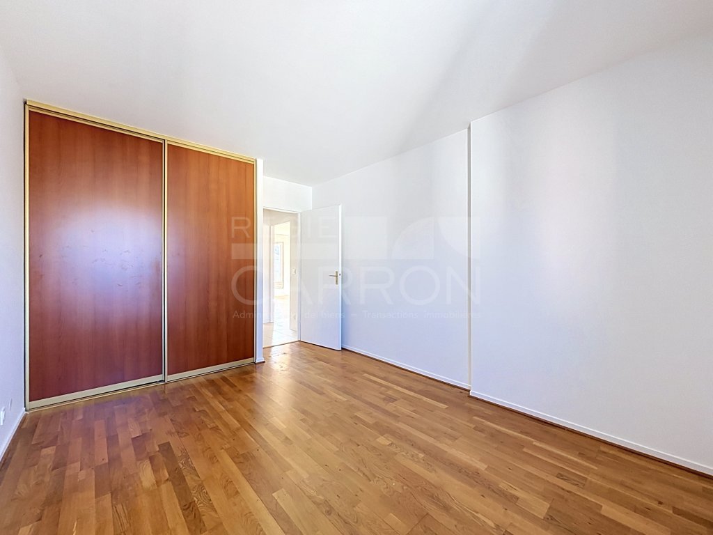 APPARTEMENT T3 A LOUER - LYON 2EME ARRONDISSEMENT - 66.29 m2 - 1 380 &euro; charges comprises par mois