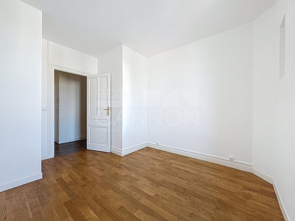 APPARTEMENT T3 A LOUER - LYON 3EME ARRONDISSEMENT - 74.68 m2 - 1�282�&euro; charges comprises par mois