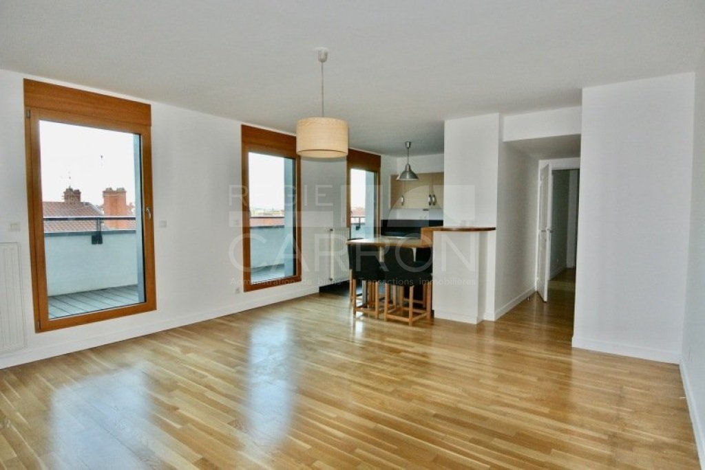 APPARTEMENT T3 A LOUER - LYON 3EME ARRONDISSEMENT - 68.82 m2 - 1 456 &euro; charges comprises par mois