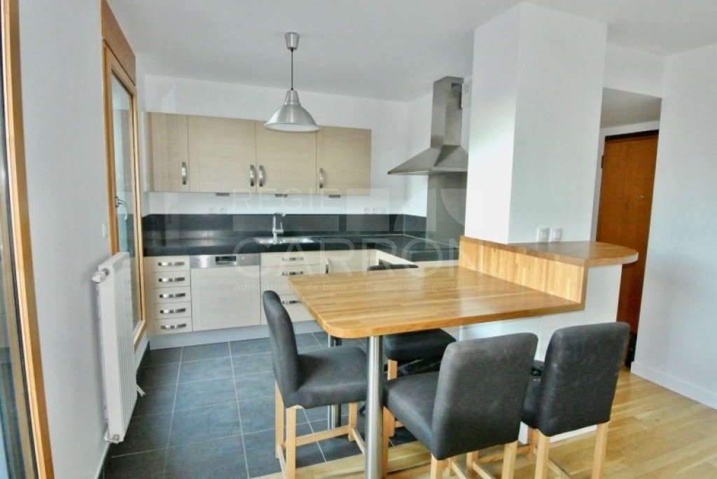 APPARTEMENT T3 A LOUER - LYON 3EME ARRONDISSEMENT - 68.82 m2 - 1 456 &euro; charges comprises par mois