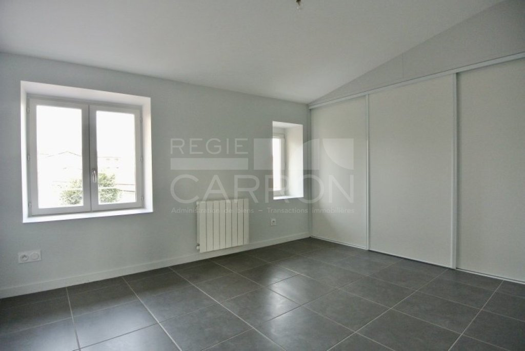APPARTEMENT T3 A LOUER - LYON 4EME ARRONDISSEMENT - 73.27 m2 - 1 307 &euro; charges comprises par mois