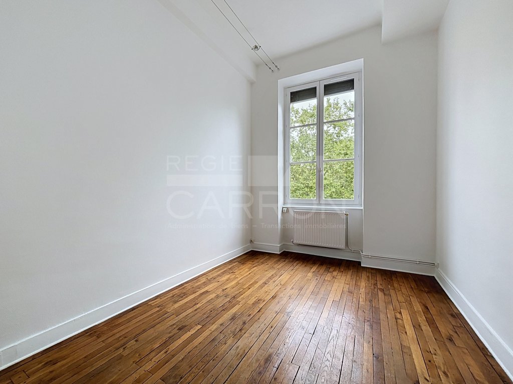 APPARTEMENT T3 A LOUER - LYON 4EME ARRONDISSEMENT - 60.04 m2 - 925 &euro; charges comprises par mois