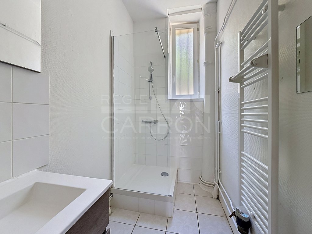 APPARTEMENT T3 A LOUER - LYON 5EME ARRONDISSEMENT - 51.55 m2 - 850 &euro; charges comprises par mois