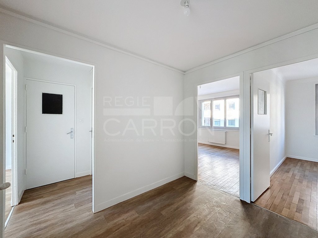 APPARTEMENT T3 A LOUER - LYON 7EME ARRONDISSEMENT - 64.16 m2 - 873€ charges comprises par mois