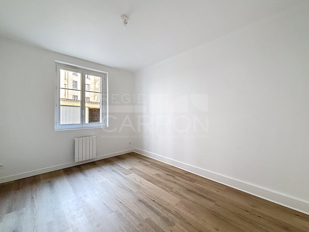 APPARTEMENT T3 A LOUER - LYON 7EME ARRONDISSEMENT - 52.68 m2 - 791€ charges comprises par mois