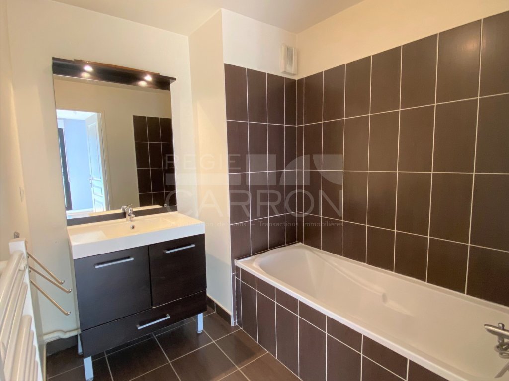 APPARTEMENT T3 A LOUER - LYON 7EME ARRONDISSEMENT - 66.55 m2 - 1066€ charges comprises par mois