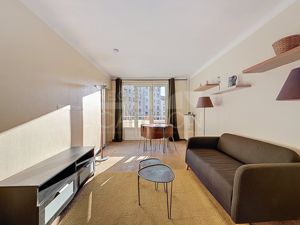 APPARTEMENT T3 A LOUER - LYON 7EME ARRONDISSEMENT - 54.8 m2 - 930�&euro; charges comprises par mois