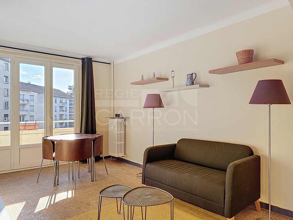 APPARTEMENT T3 A LOUER - LYON 7EME ARRONDISSEMENT - 54.8 m2 - 930�&euro; charges comprises par mois