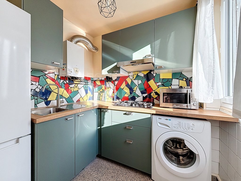 APPARTEMENT T3 A LOUER - LYON 7EME ARRONDISSEMENT - 54.8 m2 - 930�&euro; charges comprises par mois