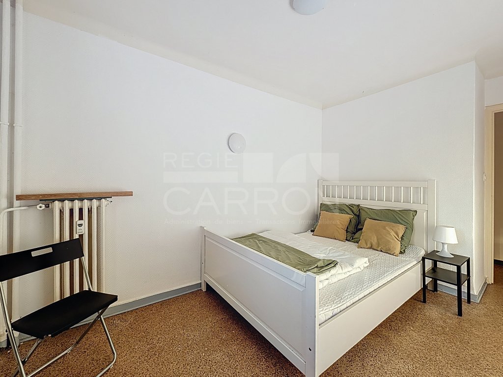 APPARTEMENT T3 A LOUER - LYON 7EME ARRONDISSEMENT - 54.8 m2 - 930�&euro; charges comprises par mois