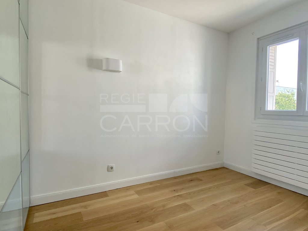 APPARTEMENT T3 A LOUER - LYON 7EME ARRONDISSEMENT - 64.02 m2 - 918�&euro; charges comprises par mois