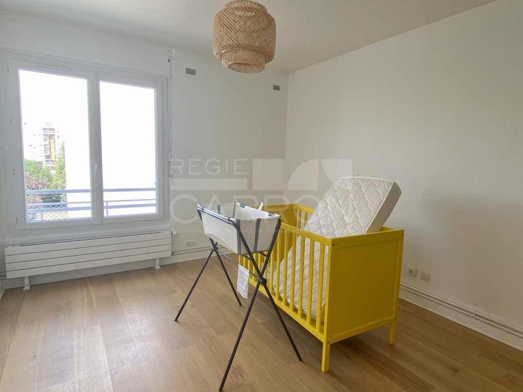 APPARTEMENT T3 A LOUER - LYON 7EME ARRONDISSEMENT - 64.02 m2 - 918�&euro; charges comprises par mois