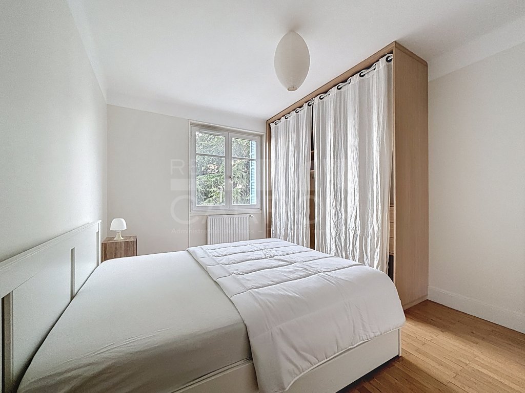 APPARTEMENT T3 A LOUER - LYON 8EME ARRONDISSEMENT - 76.7 m2 - 1�295�&euro; charges comprises par mois