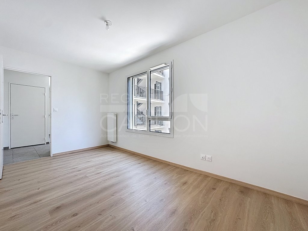 APPARTEMENT T3 A LOUER - LYON 9EME ARRONDISSEMENT - 68.15 m2 - 1 057 &euro; charges comprises par mois
