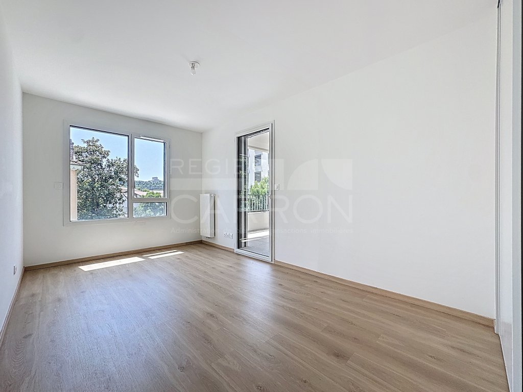 APPARTEMENT T3 A LOUER - LYON 9EME ARRONDISSEMENT - 68.15 m2 - 1 057 &euro; charges comprises par mois