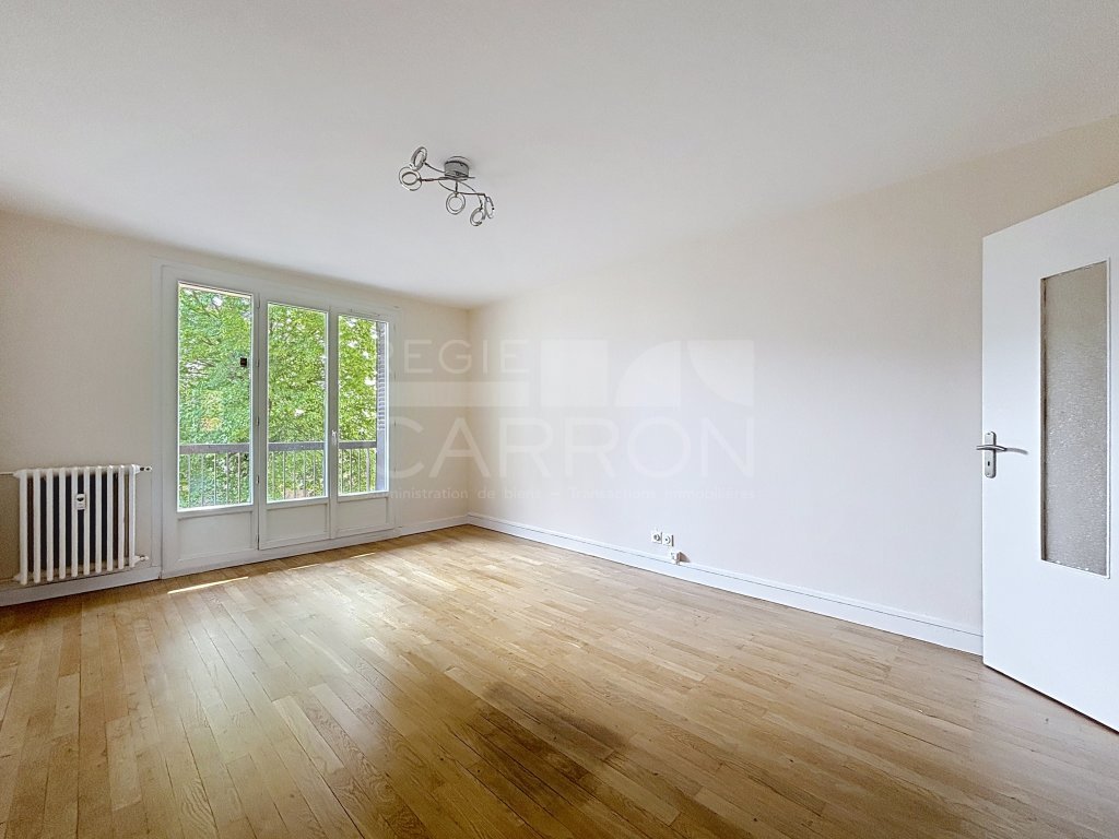 APPARTEMENT T3 A LOUER - TASSIN LA DEMI LUNE - 71.97 m2 - 1110€ charges comprises par mois