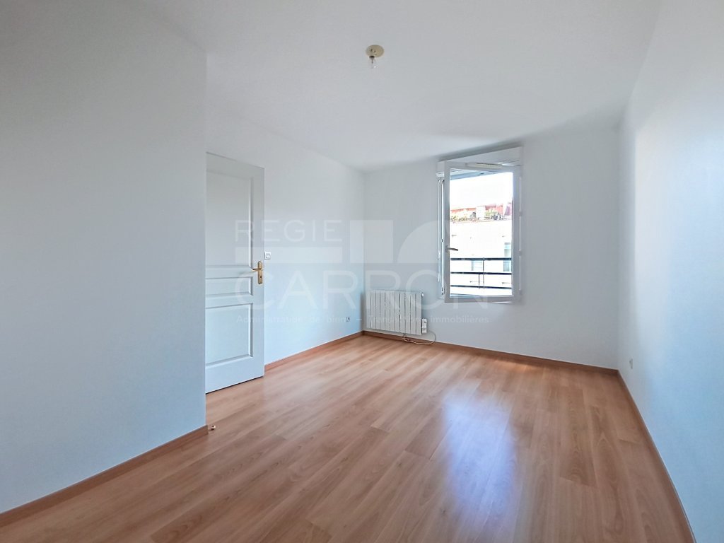 APPARTEMENT T3 A VENDRE - BRON - 73 m2 - 270000€